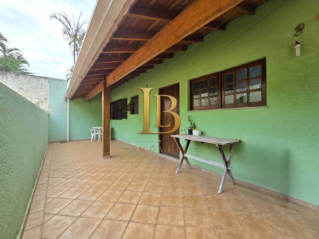 Casa para Venda em Atibaia - 2