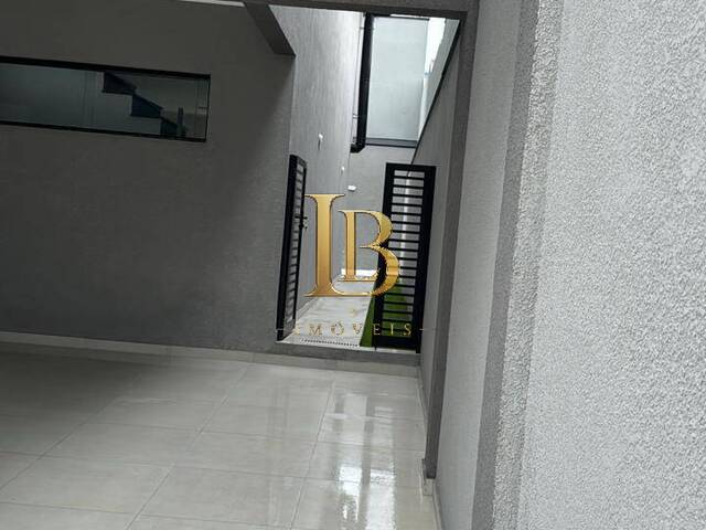 Casa para Venda em Atibaia - 4