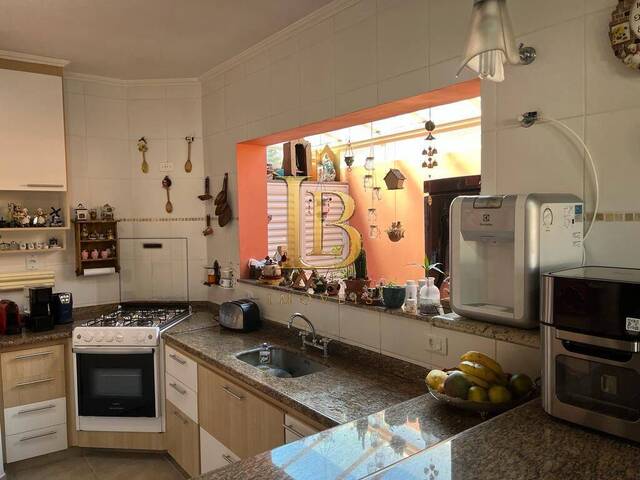 Casa para Venda em Atibaia - 4