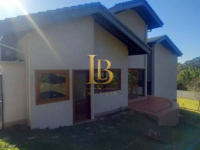 #74 - Casa para Venda em Atibaia - SP