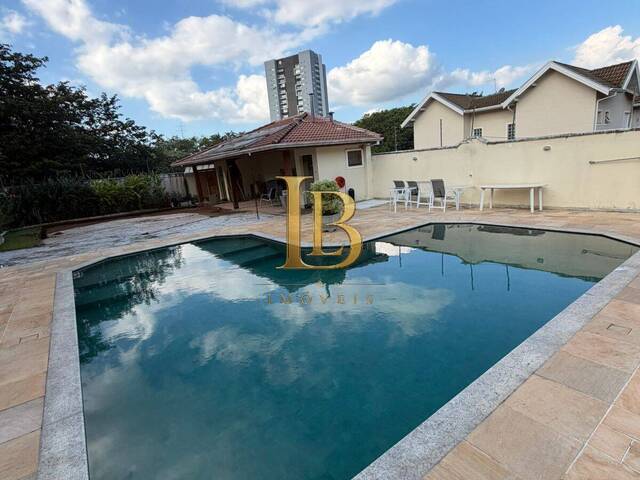#147 - Casa para Venda em Atibaia - SP