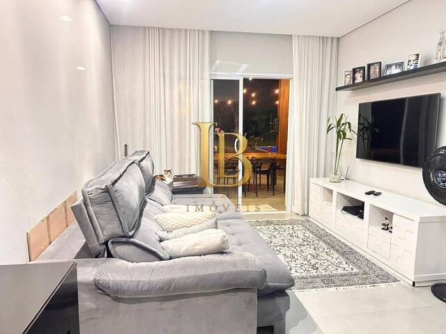 Casa para Venda em Atibaia - 2