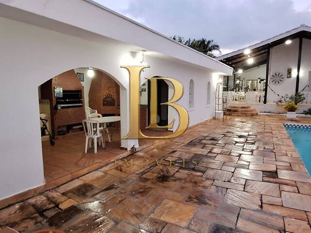 #249 - Casa para Venda em Atibaia - SP - 2